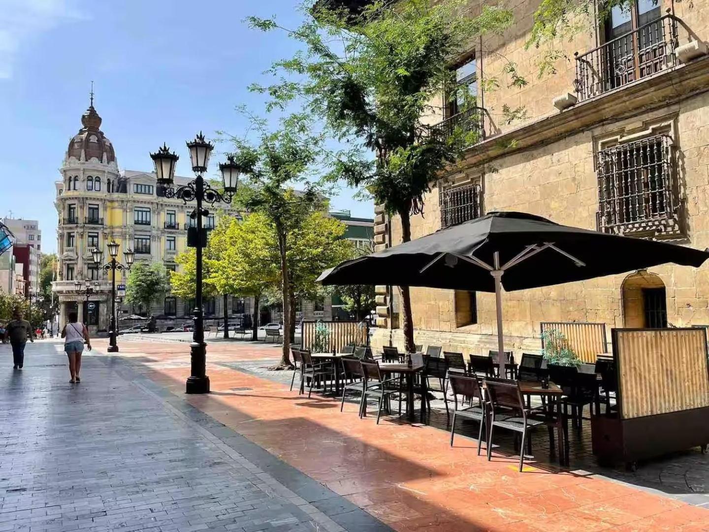 Atico Centro Historico De * Oviedo